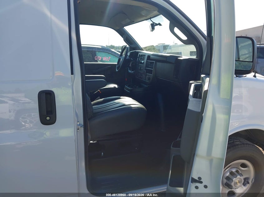CHEVROLET EXPRESS CARGO 2025 VIN 1GCWGBFP4S1264258