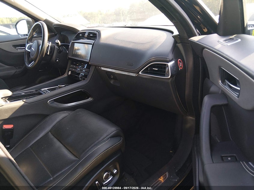 JAGUAR F-PACE - zdjęcie 5