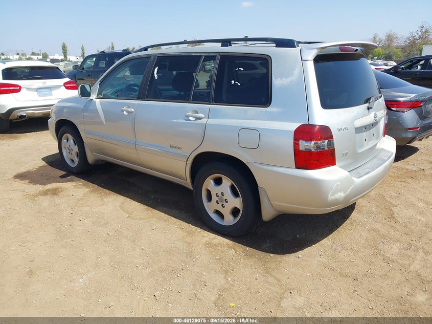 2007 TOYOTA HIGHLANDER auction photo 3