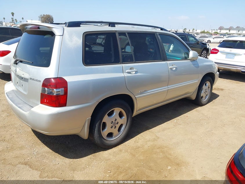 2007 TOYOTA HIGHLANDER auction photo 4