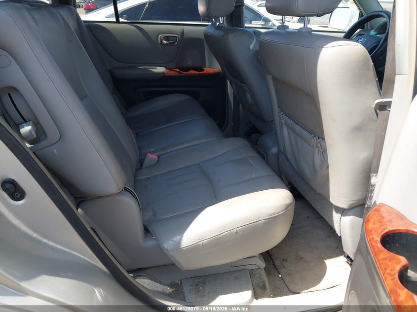 2007 TOYOTA HIGHLANDER auction photo 8