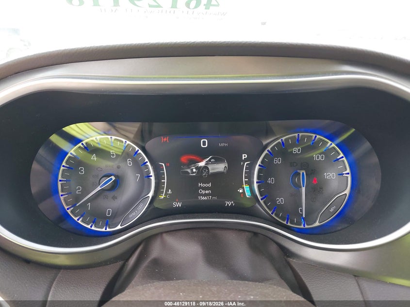 2017 CHRYSLER PACIFICA auction photo 7