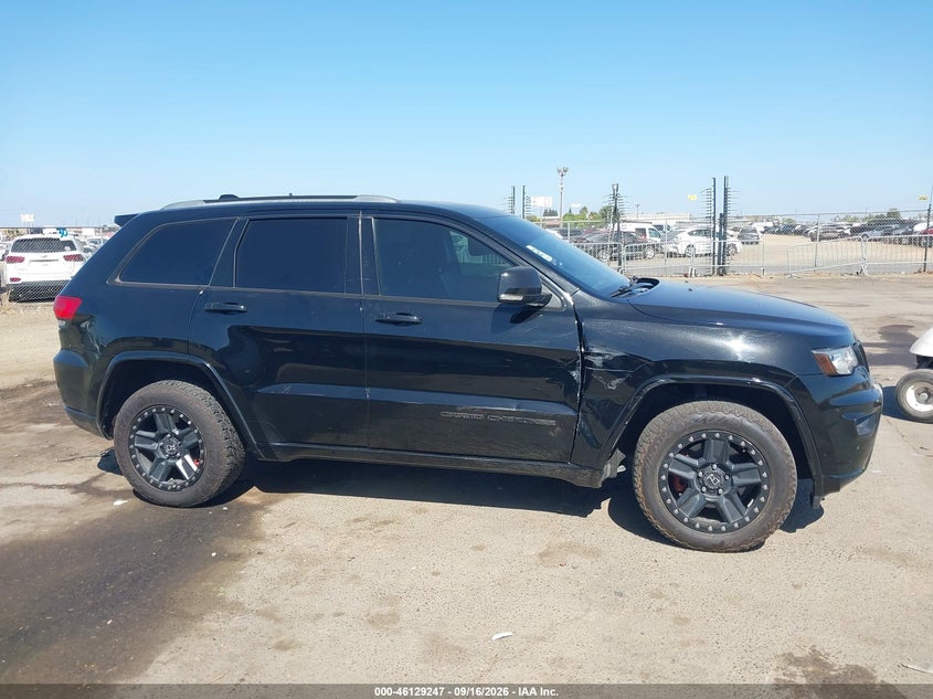 JEEP GRAND CHEROKEE - zdjęcie 13