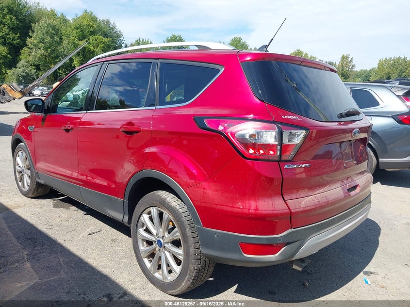 Vin: 1fmcu9j95juc83942, lot: 46628987, ford escape titanium 20183