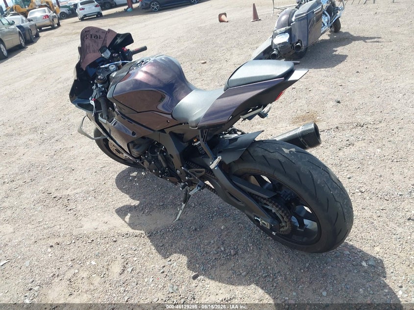 YAMAHA YZF1000 2025