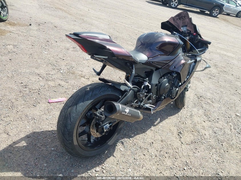 YAMAHA YZF1000 2025