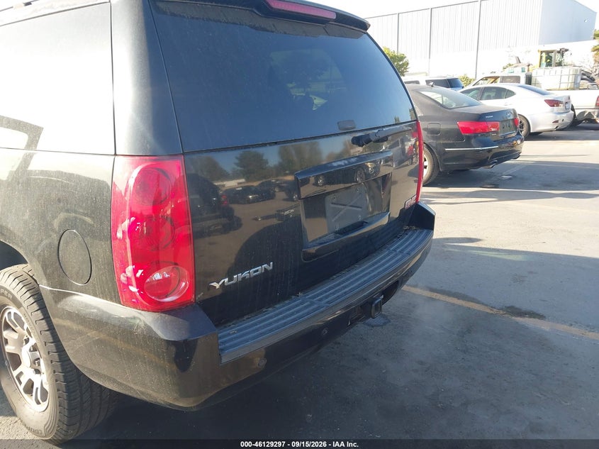 2007 GMC YUKON auction photo 6