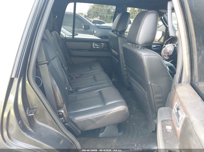 2016 LINCOLN NAVIGATOR auction photo 8