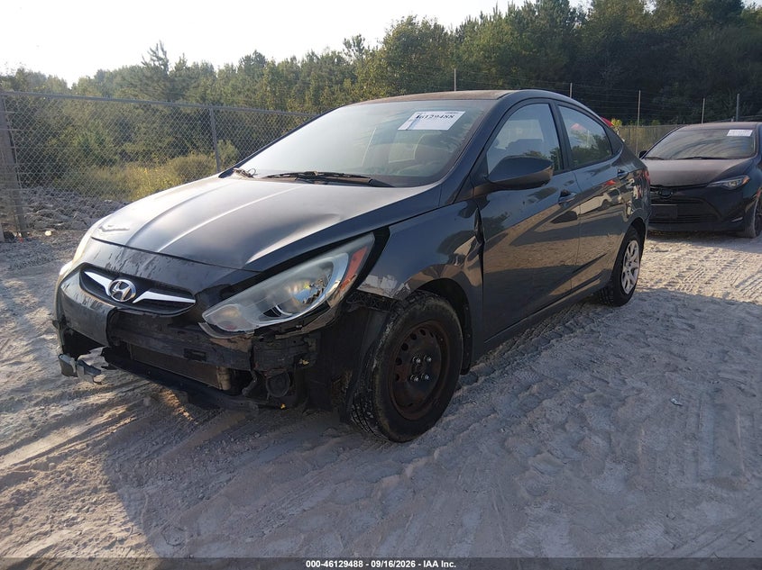2012 HYUNDAI ACCENT auction photo 2