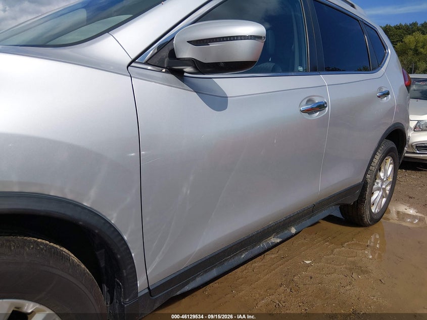 2017 NISSAN ROGUE auction photo 6