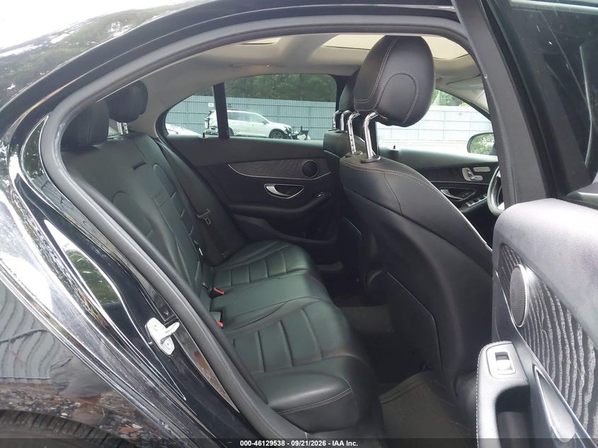 MERCEDES-BENZ C 300 - zdjęcie 8