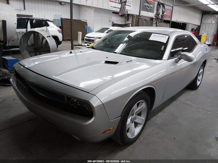 2012 Dodge Challenger, Правый бок, IAAI, VIN 2C3CDYBT8CH275711 — фото 2