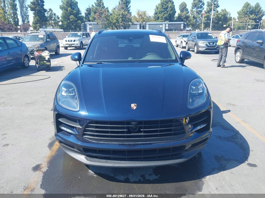 2019 PORSCHE MACAN · Photo 13