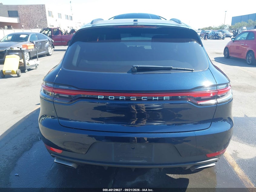 2019 PORSCHE MACAN · Photo 12