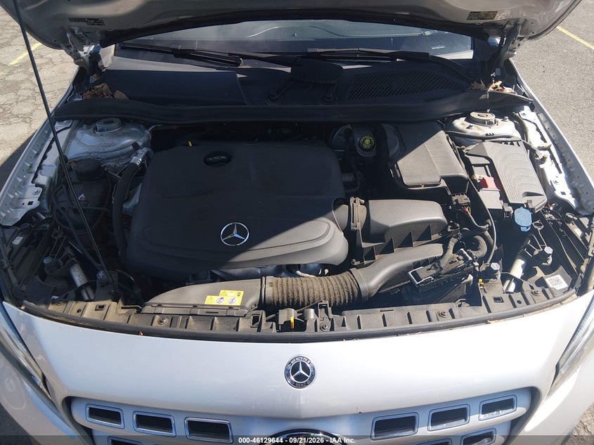 2020 MERCEDES-BENZ GLA 250 4MATIC · Фото 10