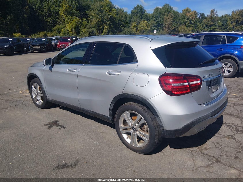 2020 MERCEDES-BENZ GLA 250 4MATIC · Фото 3