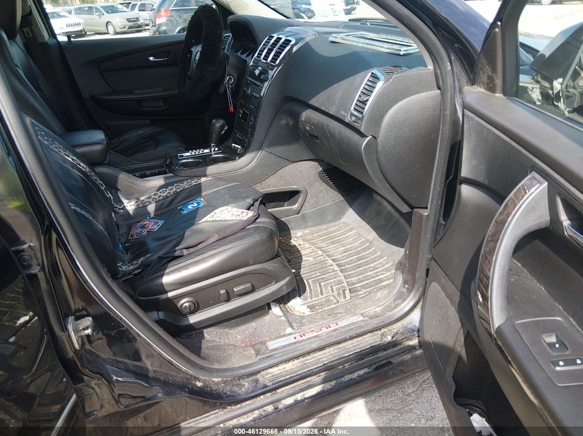 2012 GMC ACADIA auction photo 5