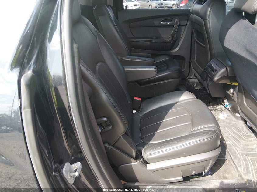 2012 GMC ACADIA auction photo 8