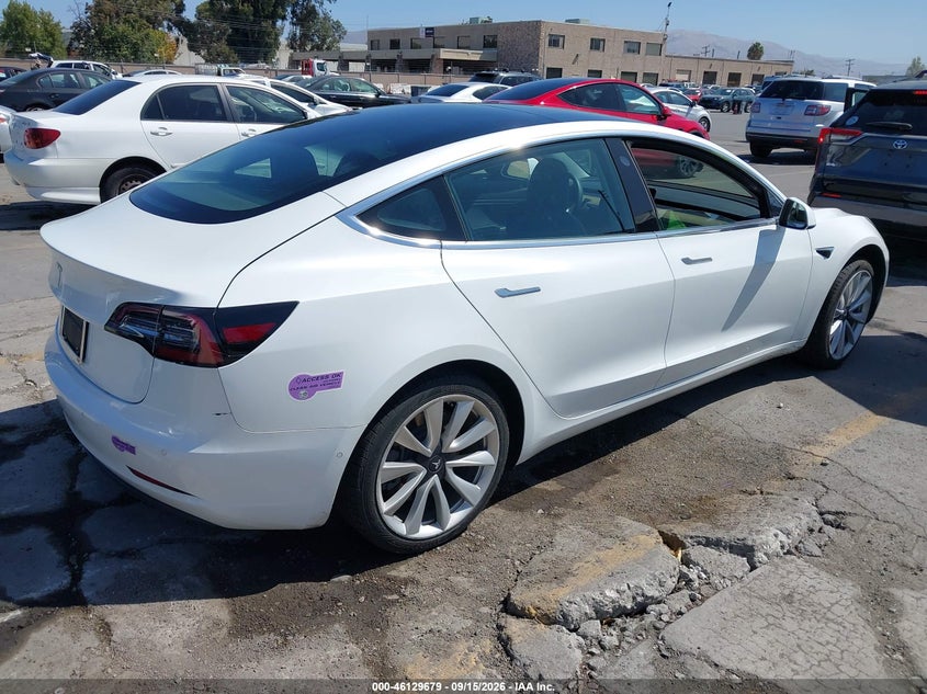 2019 TESLA MODEL 3 auction photo 4