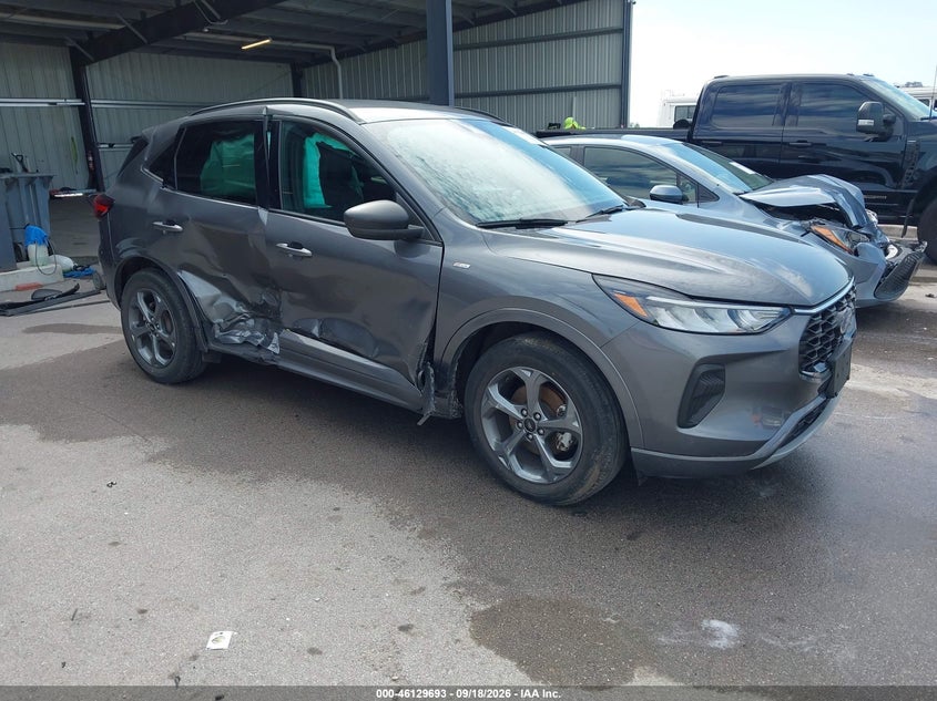 Vin: 1fmcu0mn9pua88231, lot: 46629413, ford escape st-line 2023 img_1