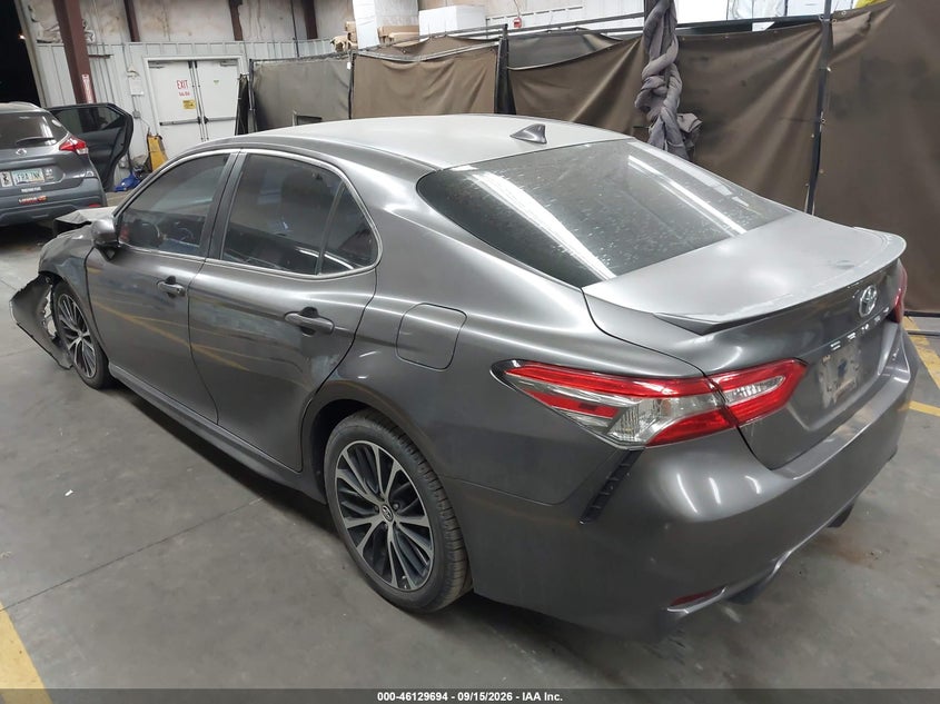 Vin: 4t1b11hk0ku710668, lot: 46629414, toyota camry se 20193