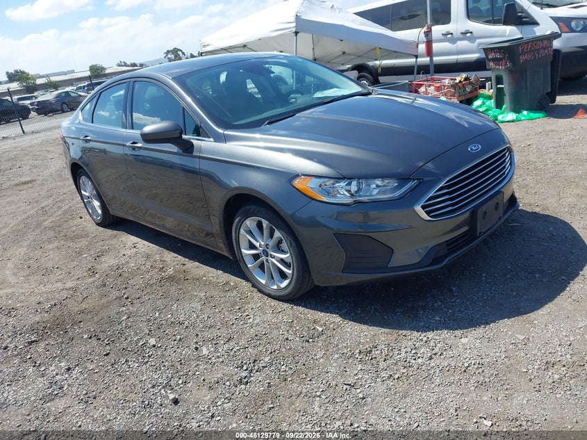 Vin: 3fa6p0lu7lr235803, lot: 46629500, ford fusion hybrid se 2020 img_1