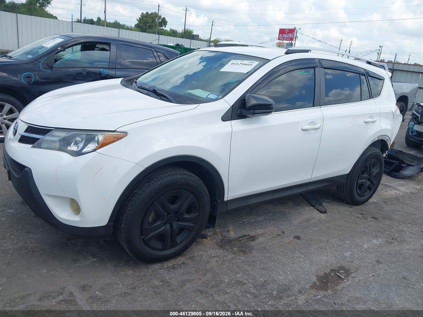 Vin: jtmzfrevxfd046094, lot: 46629525, toyota rav4 le 20152