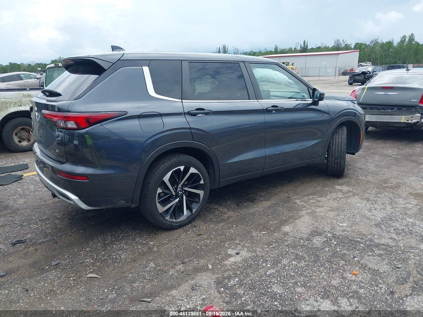 Vin: ja4j3va86rz066021, lot: 46629571, mitsubishi outlander se 2.5 2wd/se black edition s-awc/se black edition w/pano roof s-awc 20244