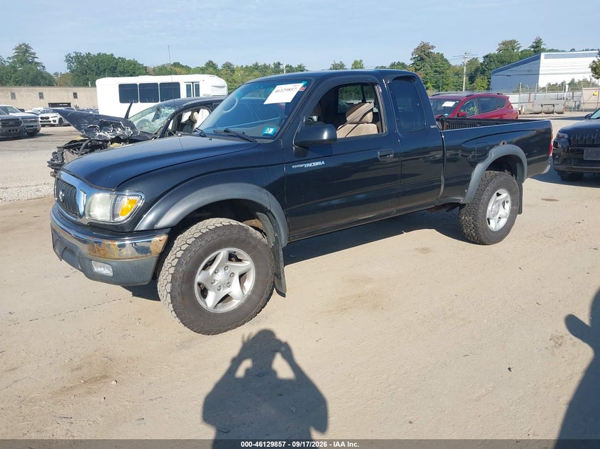 2003 TOYOTA TACOMA auction photo 2