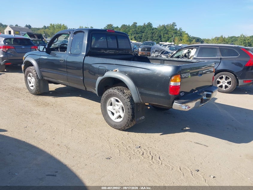2003 TOYOTA TACOMA auction photo 3