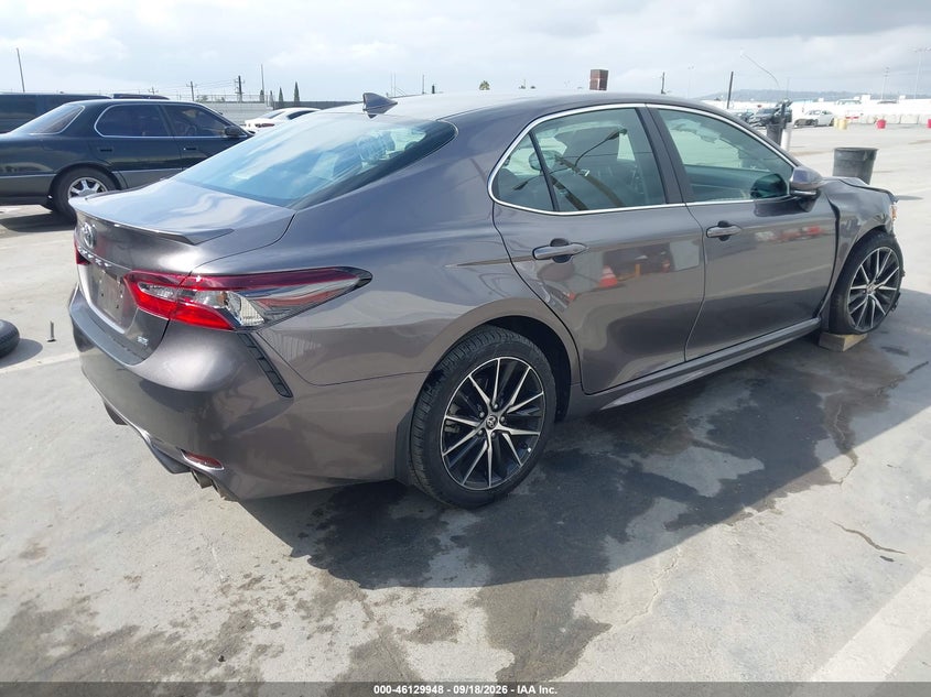 Vin: 4t1g11ak8ru872493, lot: 46629668, toyota camry se 20244