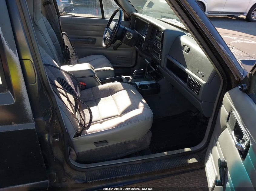 1996 JEEP CHEROKEE auction photo 5