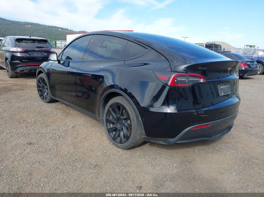 TESLA MODEL Y 2022 VIN 7SAYGDEE8NF480200