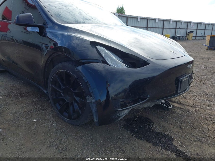 TESLA MODEL Y 2022 VIN 7SAYGDEE8NF480200