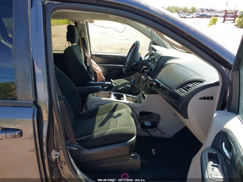 2016 DODGE GRAND CARAVAN SXT · Фото 5
