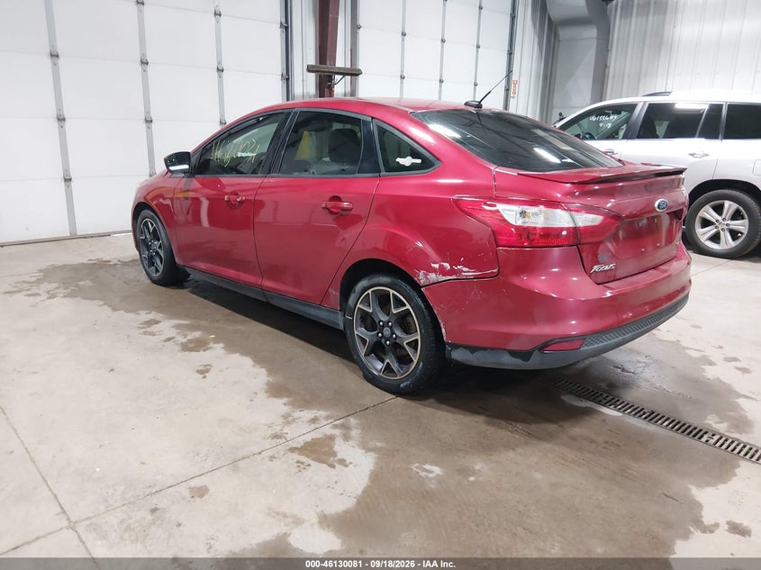 Vin: 1fahp3f24cl324151, lot: 46629801, ford focus se 20123