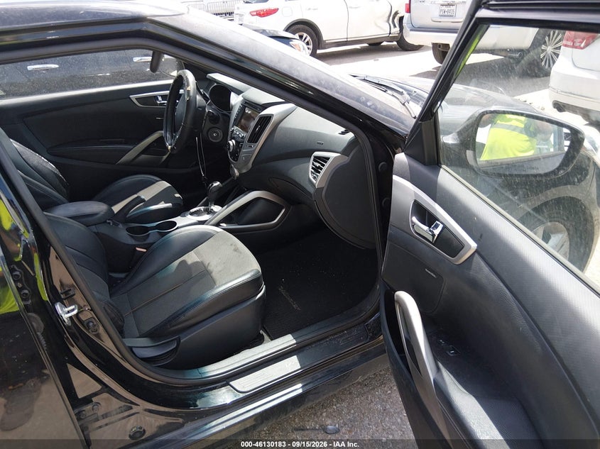 2016 HYUNDAI VELOSTER auction photo 5