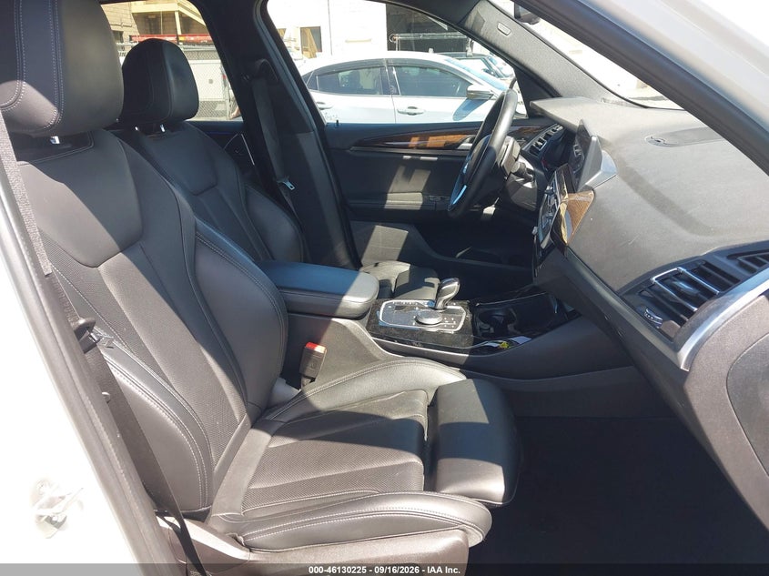 BMW X3 - zdjęcie 5