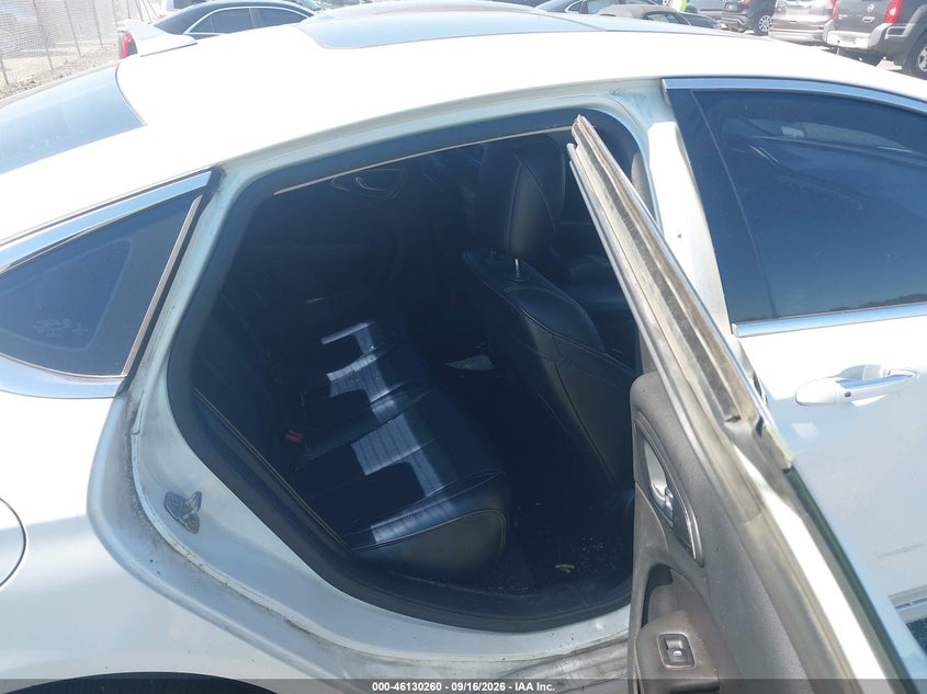 2015 CHRYSLER 200 auction photo 8