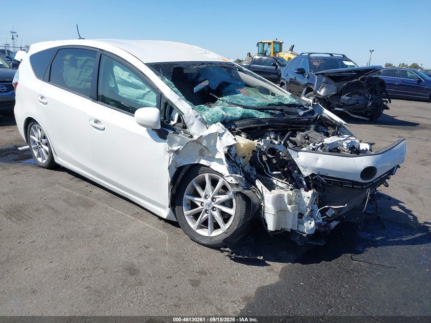 Vin: jtdzn3eu1d3264497, lot: 46629981, toyota prius v five 2013 img_1