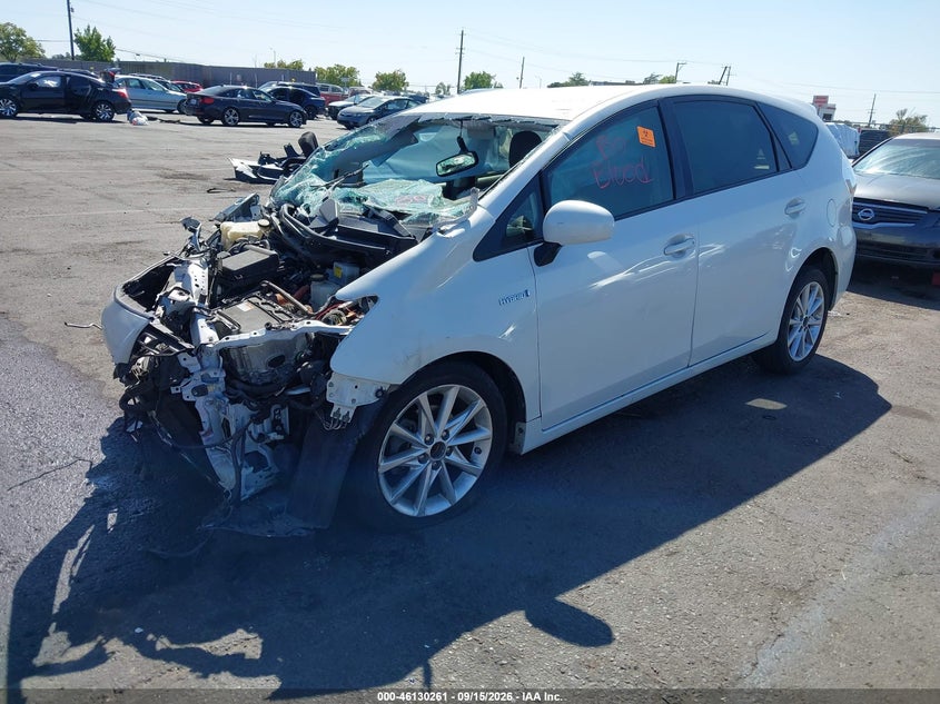 Vin: jtdzn3eu1d3264497, lot: 46629981, toyota prius v five 20132