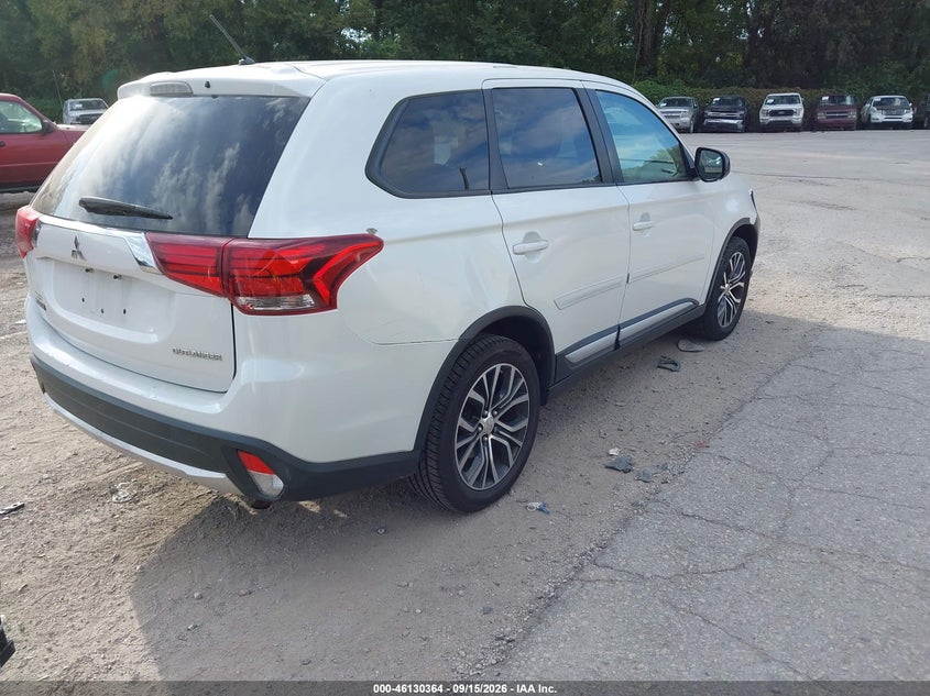 2016 MITSUBISHI OUTLANDER auction photo 4