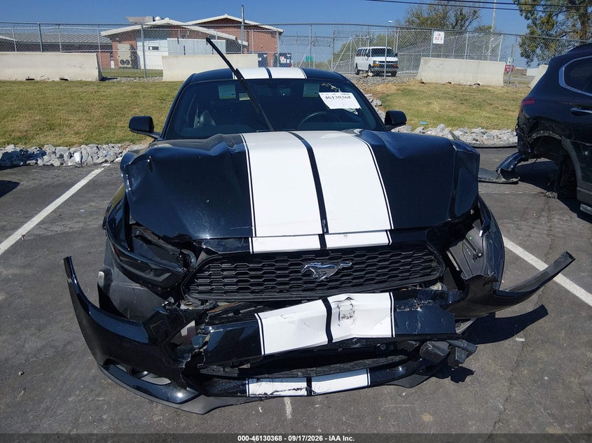 FORD MUSTANG - zdjęcie 12