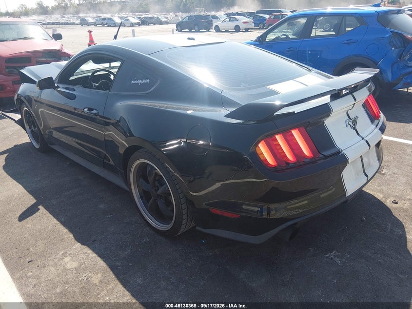 FORD MUSTANG - zdjęcie 3