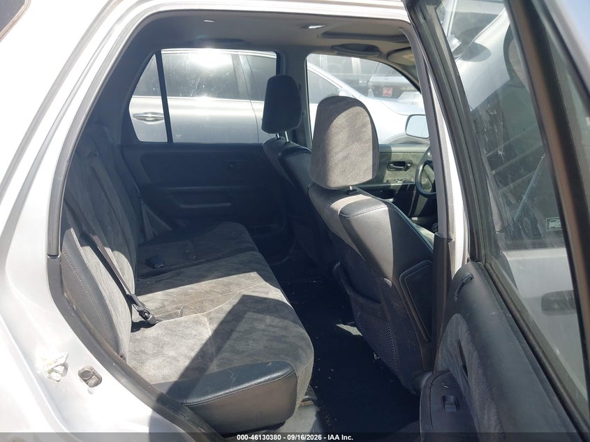 2002 HONDA CR-V auction photo 8