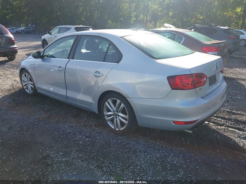 2013 VOLKSWAGEN JETTA auction photo 3