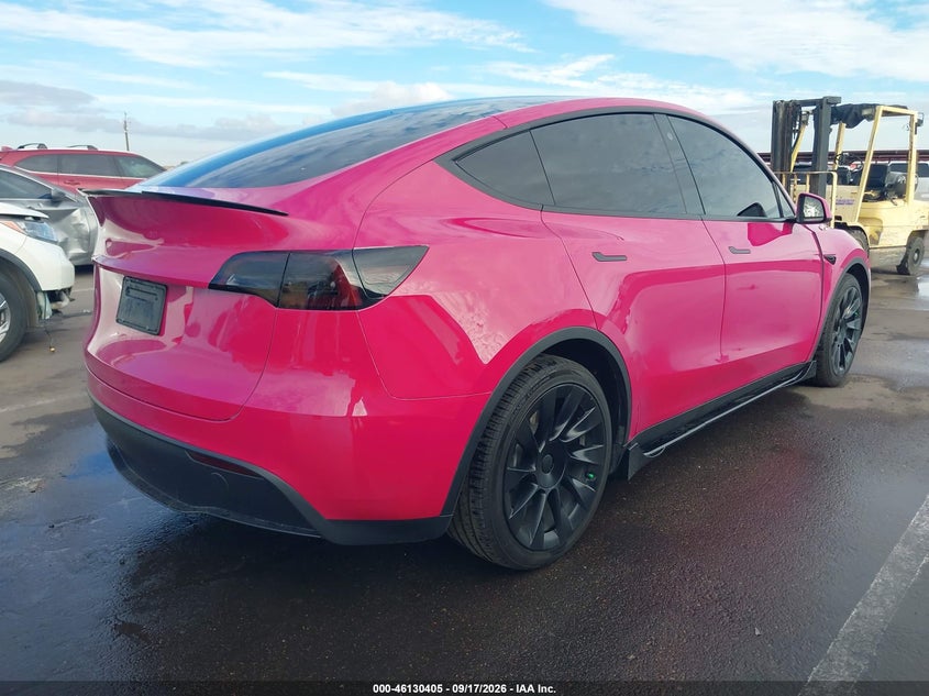 TESLA MODEL Y - zdjęcie 4