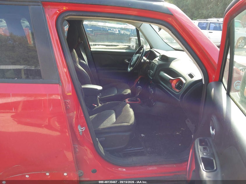 2016 JEEP RENEGADE auction photo 5