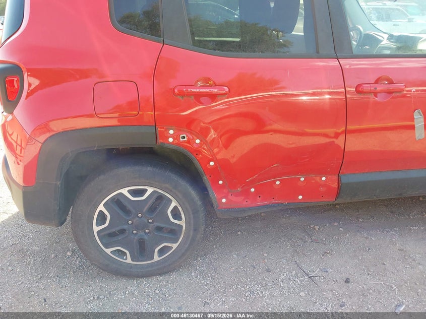 2016 JEEP RENEGADE auction photo 6