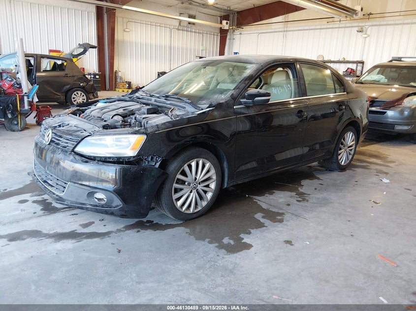 2012 VOLKSWAGEN JETTA auction photo 2